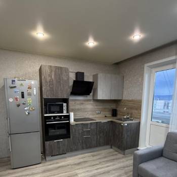 Продается 1-комнатная квартира, 40,4 м²