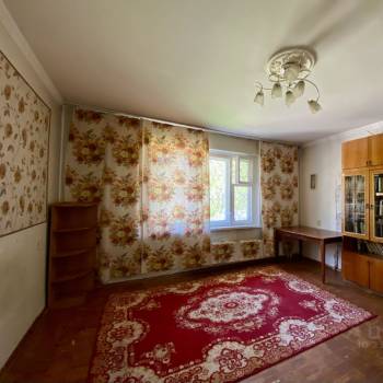 Продается Многокомнатная квартира, 83 м²