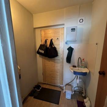 Продается 1-комнатная квартира, 13,5 м²