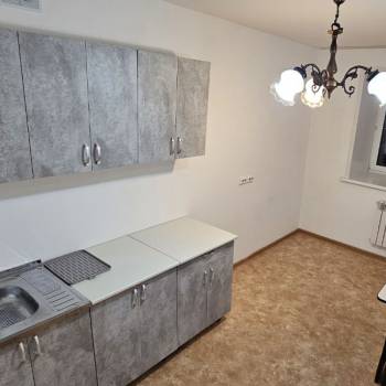 Сдается 1-комнатная квартира, 36,7 м²
