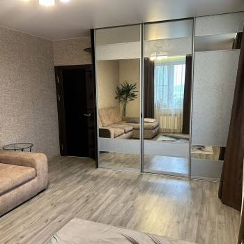 Сдается 1-комнатная квартира, 43 м²
