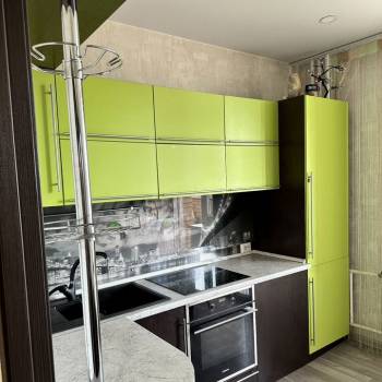 Сдается 1-комнатная квартира, 43 м²
