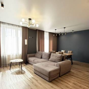 Сдается 2-х комнатная квартира, 70 м²