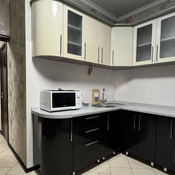 Сдается Многокомнатная квартира, 80 м²