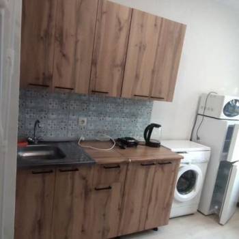 Сдается 1-комнатная квартира, 13,7 м²