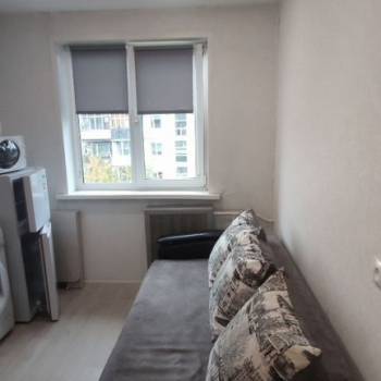 Сдается 1-комнатная квартира, 13,7 м²
