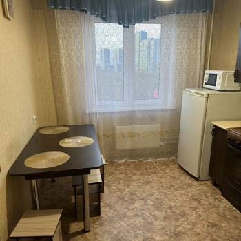 Сдается 2-х комнатная квартира, 56 м²
