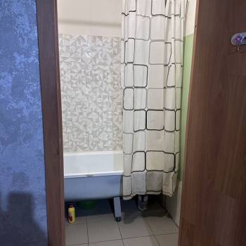 Продается 1-комнатная квартира, 43 м²