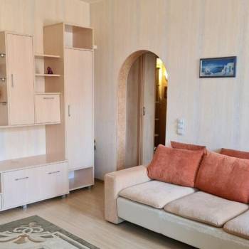 Сдается 2-х комнатная квартира, 60 м²