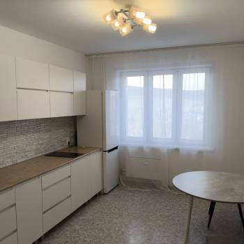 Сдается 2-х комнатная квартира, 60 м²