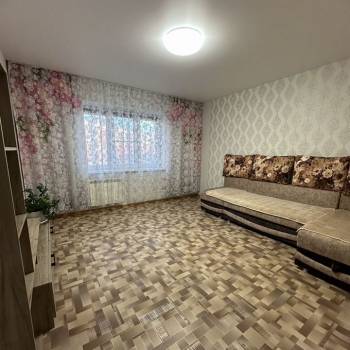 Сдается 1-комнатная квартира, 50 м²