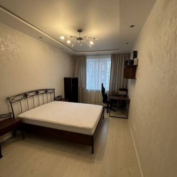 Сдается Многокомнатная квартира, 95 м²