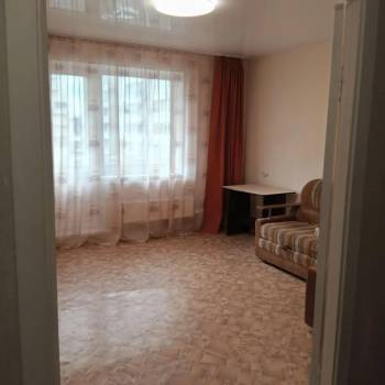Сдается 1-комнатная квартира, 42 м²