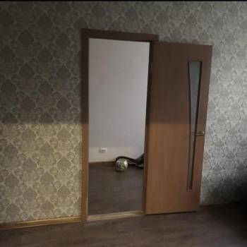 Продается 1-комнатная квартира, 35 м²