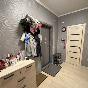 Продается 1-комнатная квартира, 37,4 м²