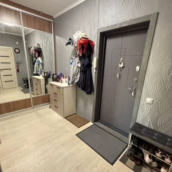 Продается 1-комнатная квартира, 37,4 м²