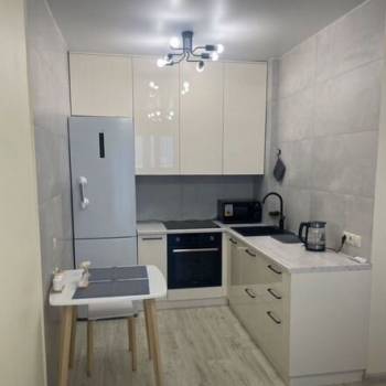 Продается 1-комнатная квартира, 33 м²
