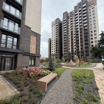 Сдается 1-комнатная квартира, 53 м²