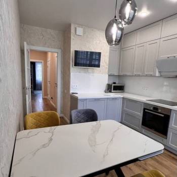 Продается Многокомнатная квартира, 101,9 м²