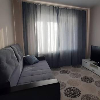 Сдается 1-комнатная квартира, 35 м²
