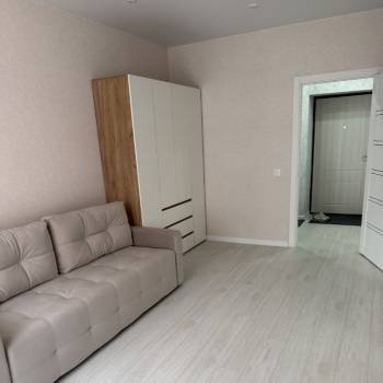 Сдается 1-комнатная квартира, 39 м²
