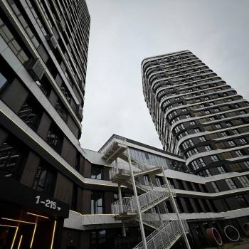 Продается 1-комнатная квартира, 36 м²