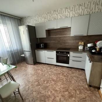 Сдается 2-х комнатная квартира, 56 м²