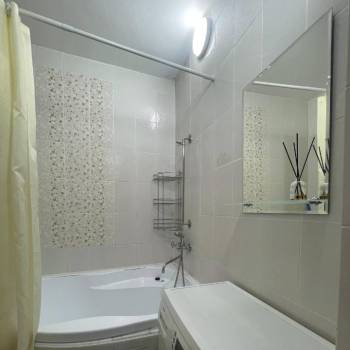 Продается 1-комнатная квартира, 33 м²