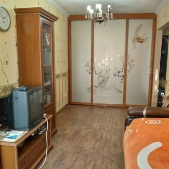 Продается 1-комнатная квартира, 37 м²