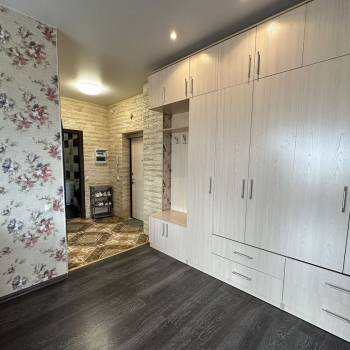 Продается 2-х комнатная квартира, 65 м²