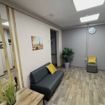 Продается Нежилое помещение, 123 м²