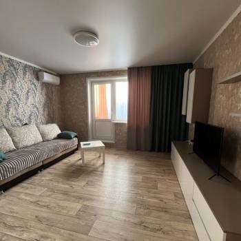 Сдается 2-х комнатная квартира, 53 м²