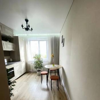 Продается 1-комнатная квартира, 40 м²