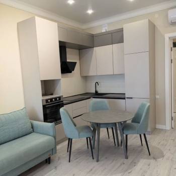 Сдается 2-х комнатная квартира, 70 м²