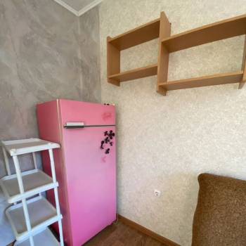 Продается 1-комнатная квартира, 13 м²