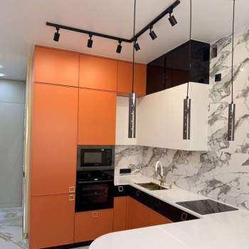 Продается 1-комнатная квартира, 45 м²