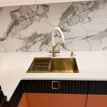 Продается 1-комнатная квартира, 45 м²