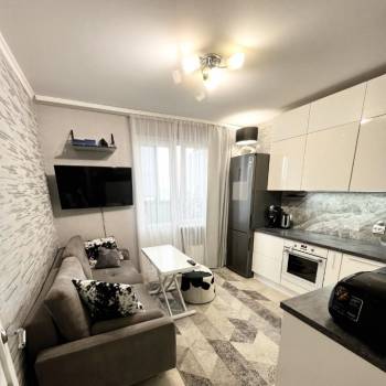 Продается 1-комнатная квартира, 42,1 м²