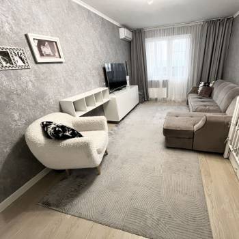 Продается 1-комнатная квартира, 42,1 м²