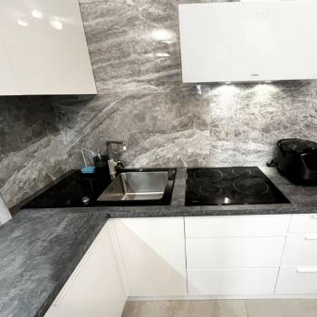 Продается 1-комнатная квартира, 42,1 м²