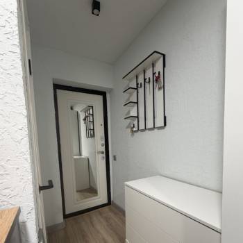 Продается 1-комнатная квартира, 17 м²