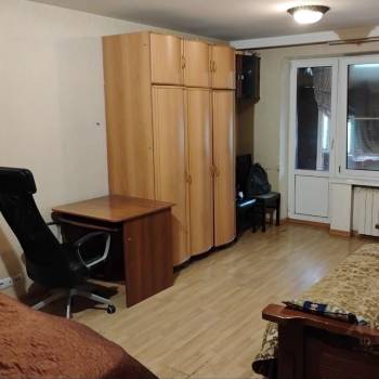 Продается 1-комнатная квартира, 32 м²