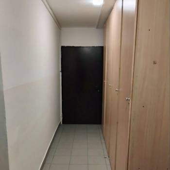 Продается 1-комнатная квартира, 32 м²