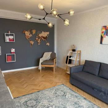 Продается 1-комнатная квартира, 43 м²