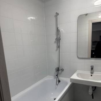 Продается 1-комнатная квартира, 36 м²