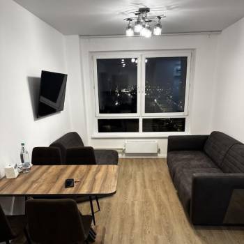 Продается 1-комнатная квартира, 36 м²