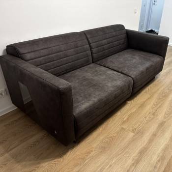 Продается 1-комнатная квартира, 36 м²