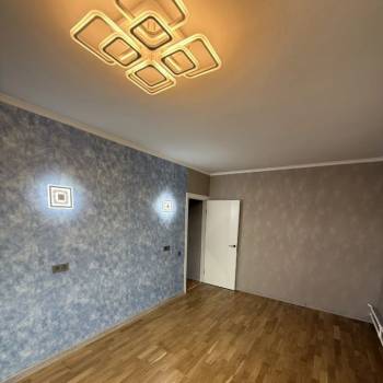 Продается 1-комнатная квартира, 32,7 м²