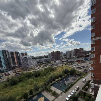 Продается 1-комнатная квартира, 49 м²