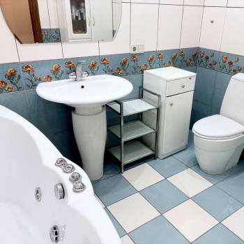 Продается Многокомнатная квартира, 127 м²